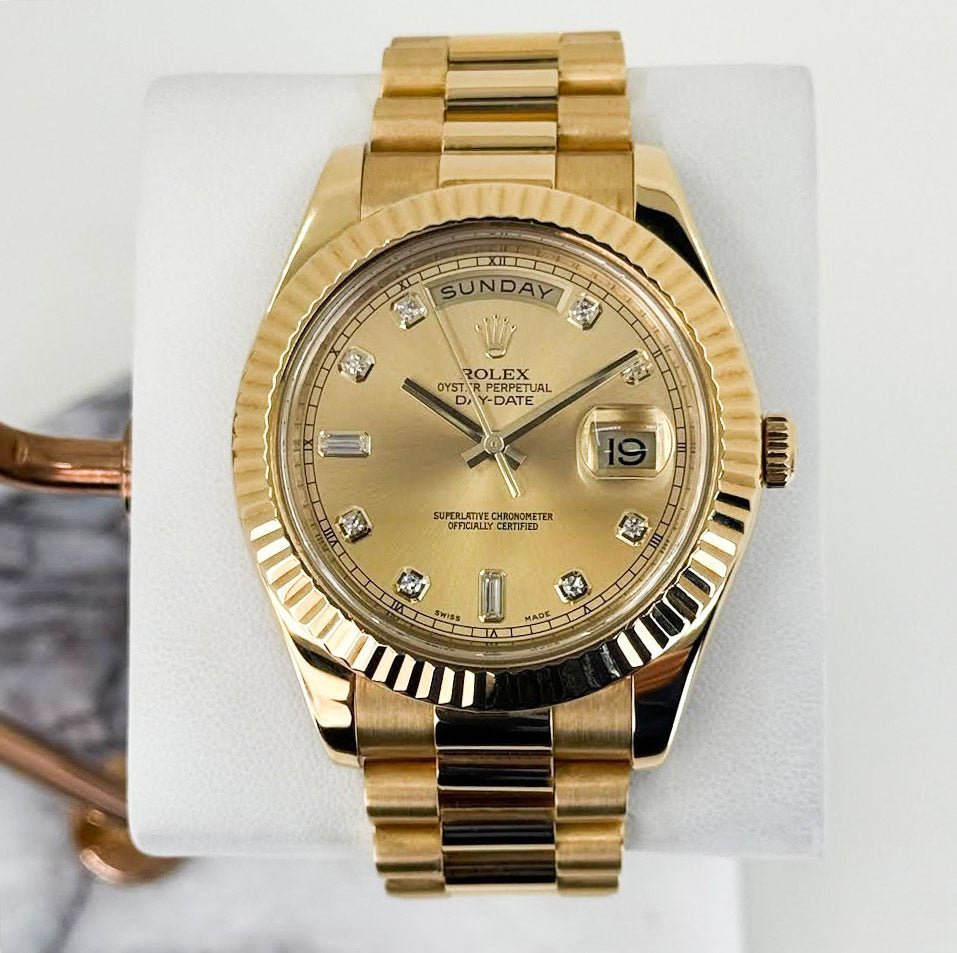 rolex-day-date-41-yellow-gold-champagne-diamond-dial-fluted-bezel-president-bracelet-218238-170617.jpg Rolex Day-Date 41 Yellow Gold Champagne Diamond Dial & Fluted Bezel President Bracelet - 218238 - 图片 1